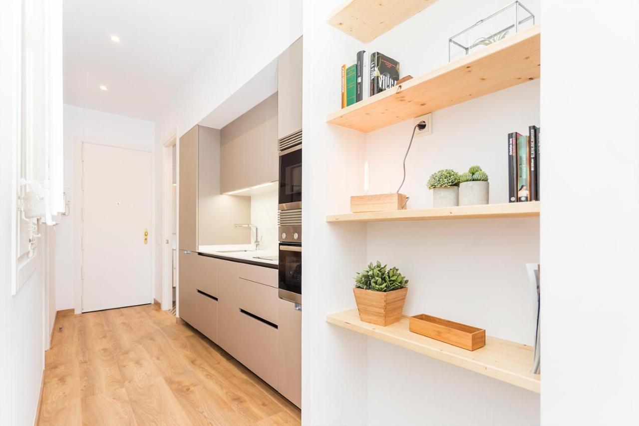 Cozy Apartment Close To Passeig De Gracia バルセロナ エクステリア 写真